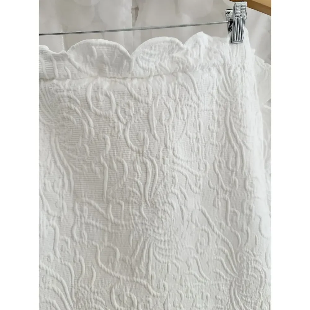 2 VTG King Pillow Sham Matelasse 100% Cotton Fleur De Lis Scalloped Cottage Core